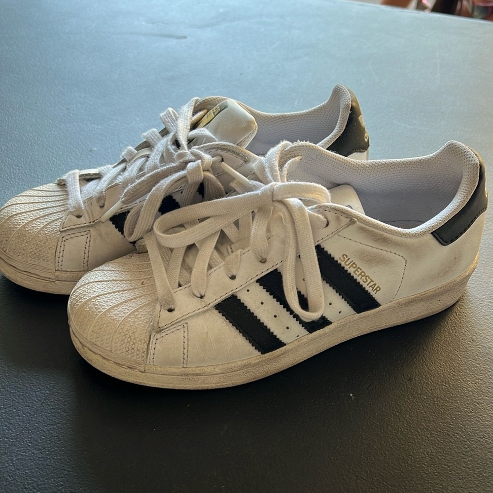 Adidas superstar